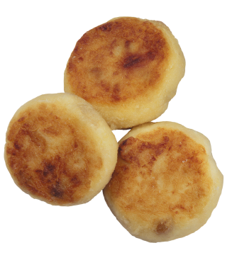 Cheese cakes with raisins